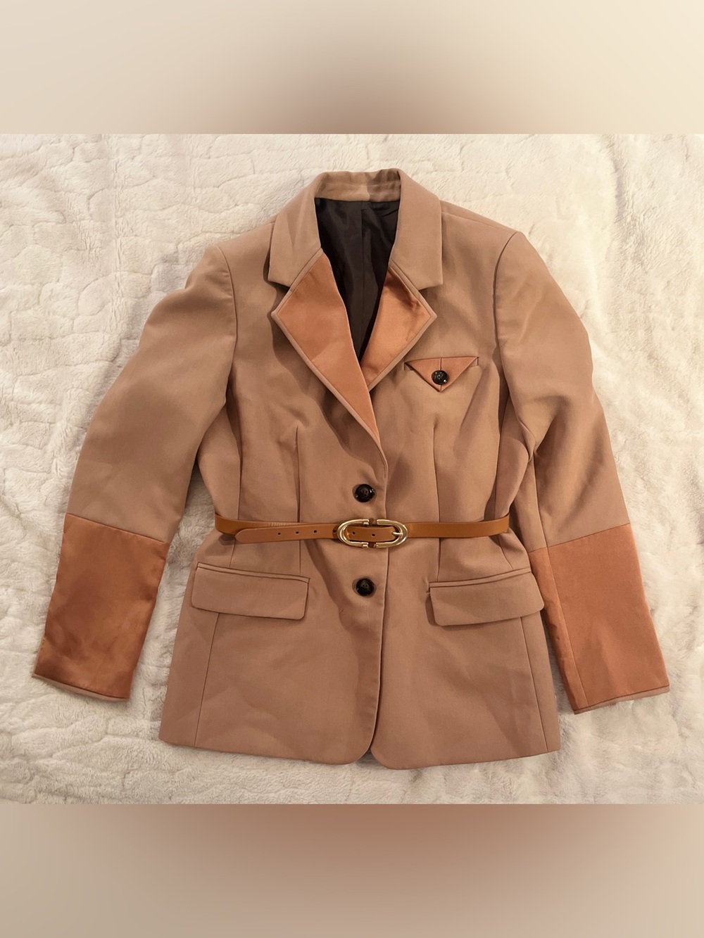 DKNY / Donna Karan New York tailored blazer featuring unique panel details,Sz.M